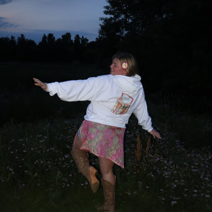 A Summer Lace Wrap Shawl (tie-dye)
